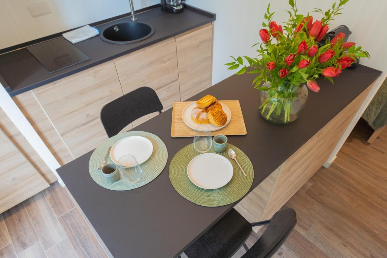 Enchanted Como Lake - Tremezzo Apartments By Rent All Como Exteriör bild