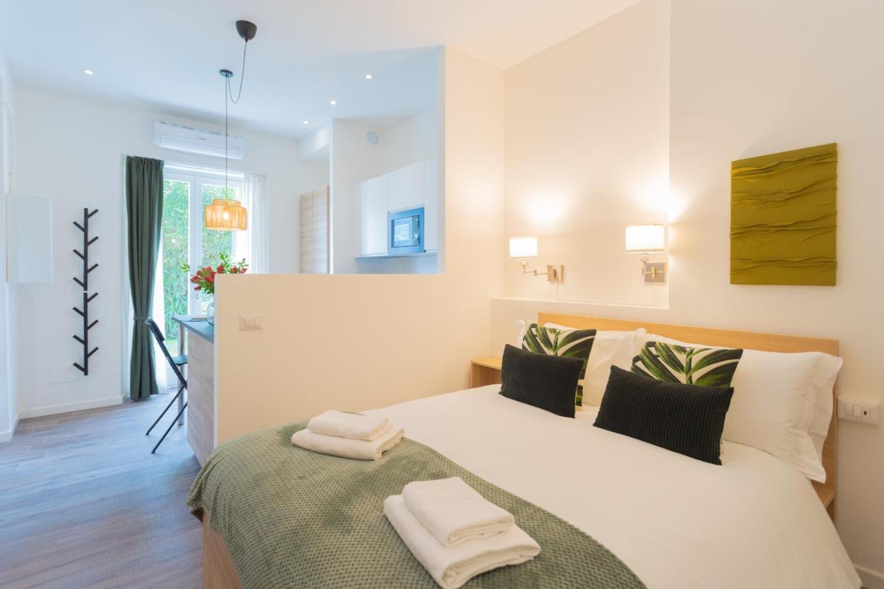 Enchanted Como Lake - Tremezzo Apartments By Rent All Como Exteriör bild