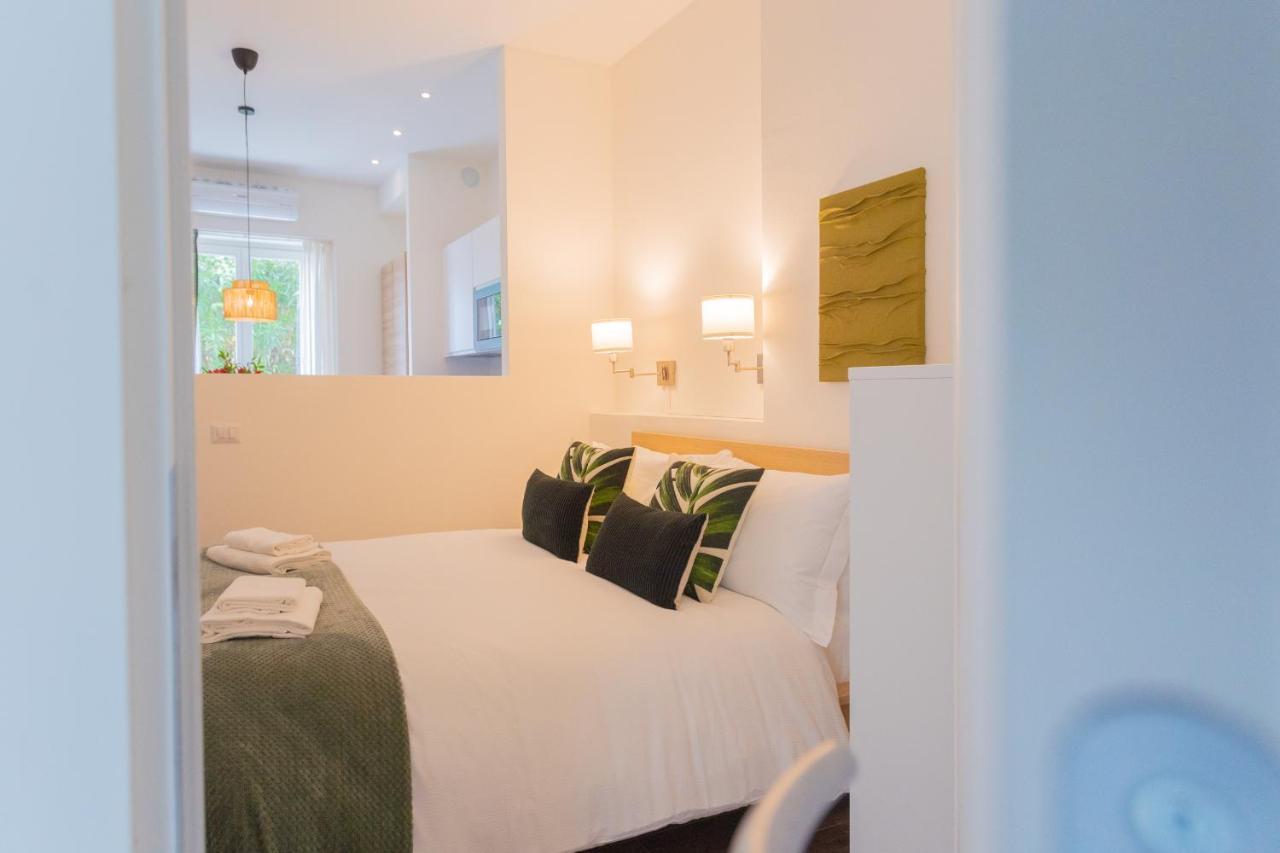 Enchanted Como Lake - Tremezzo Apartments By Rent All Como Exteriör bild