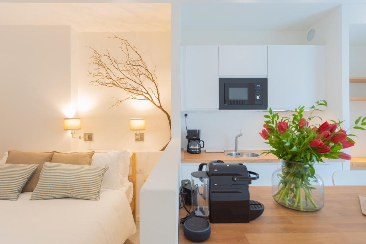 Enchanted Como Lake - Tremezzo Apartments By Rent All Como Exteriör bild