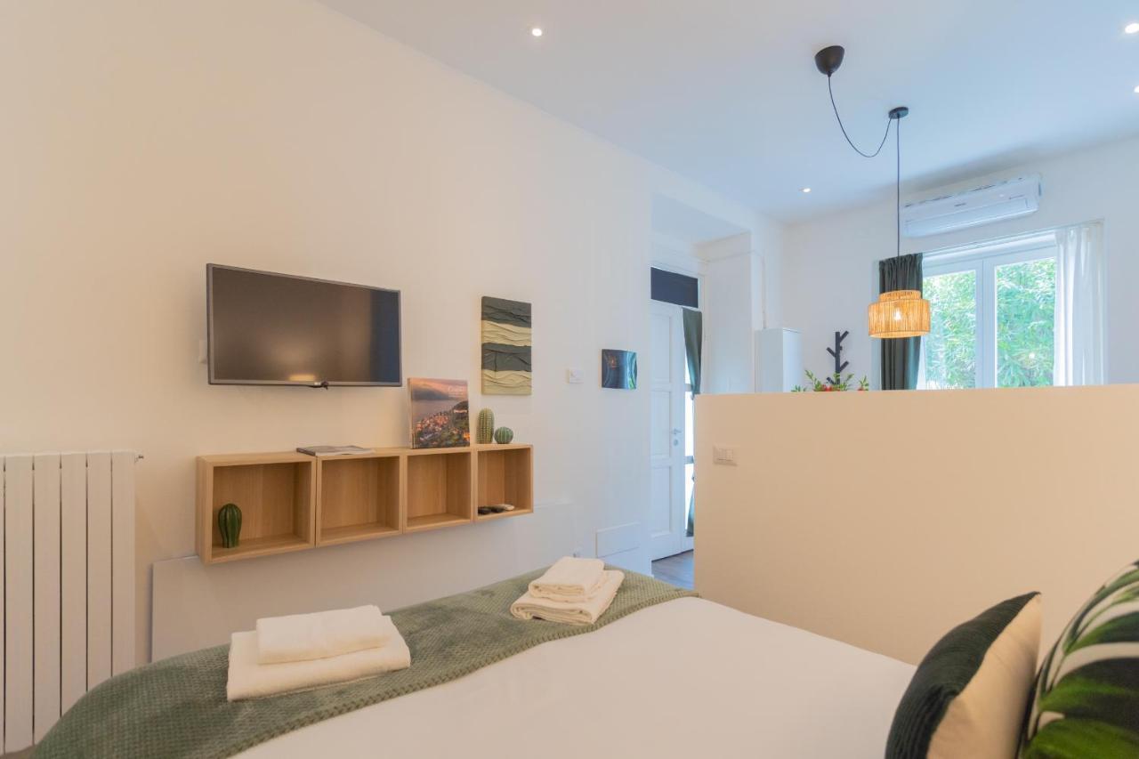 Enchanted Como Lake - Tremezzo Apartments By Rent All Como Exteriör bild